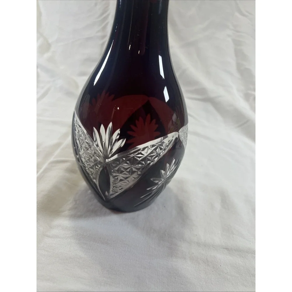 Beautiful Bohemian Ruby Red Cut to Clear Crystal‎ Vase – Hand Cut Floral Design